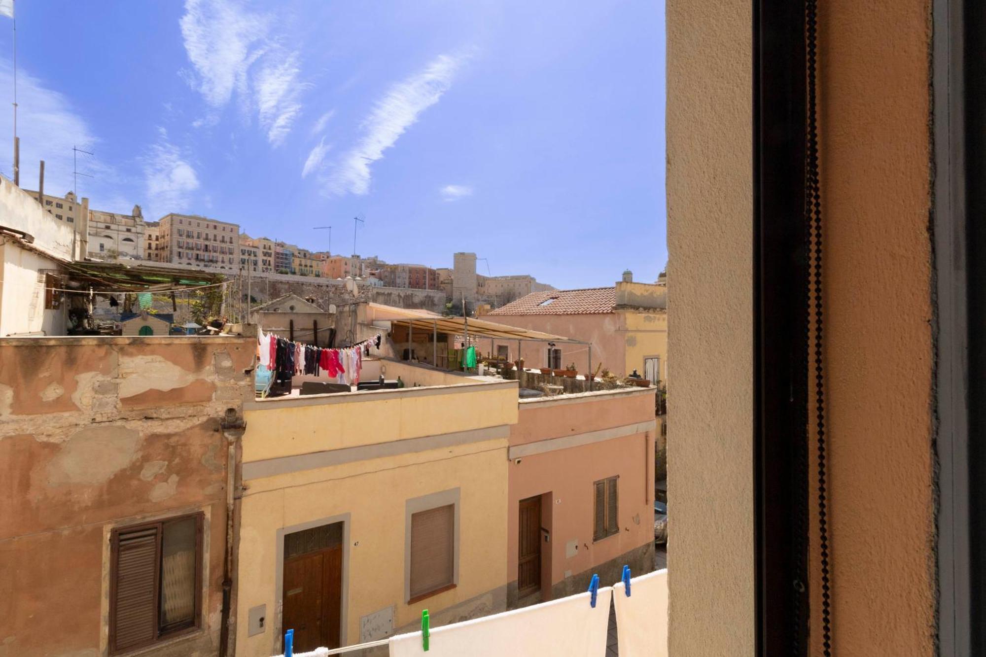 Laribiancos Cagliari Centro Storico Apartment Ngoại thất bức ảnh